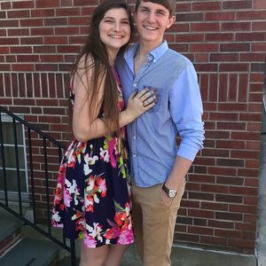 Meet your Posher, Hailey